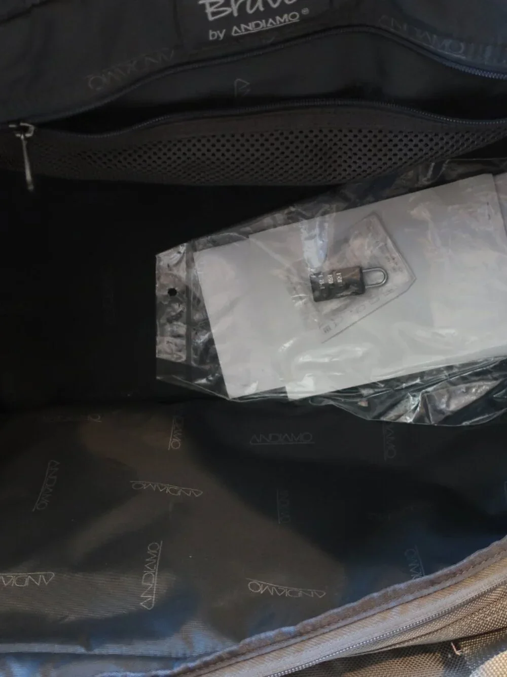 Mens Andiamo Gray Large Nylon Duffel/Travel Bag